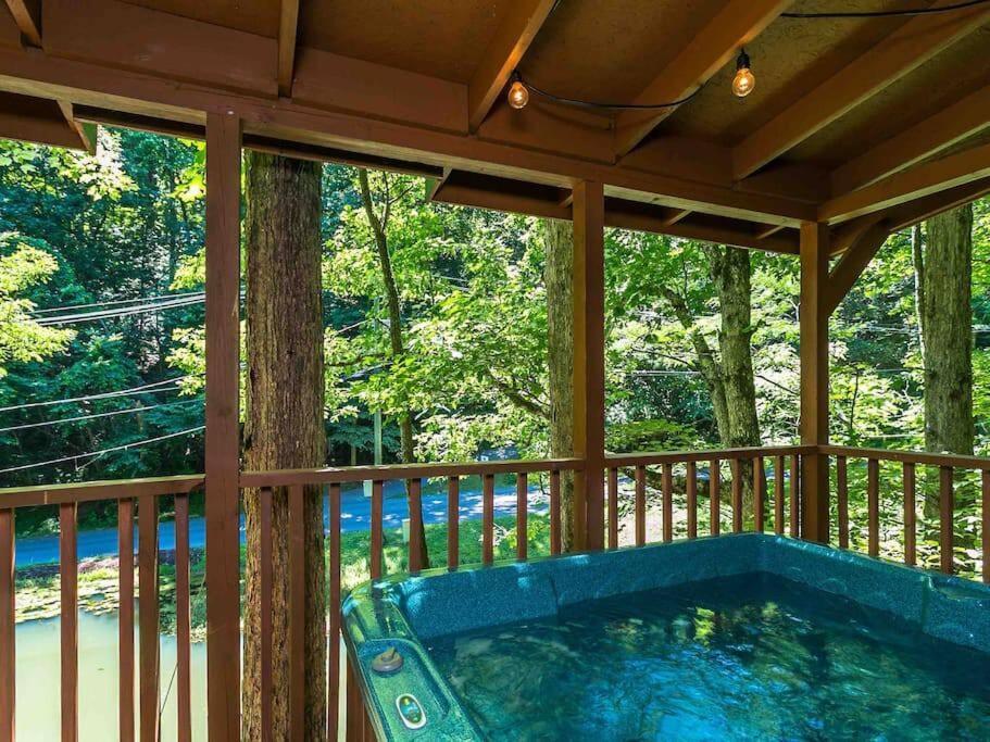 The Fishing Hole Cabin - Sage Vacations Gatlinburg Exterior foto